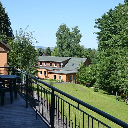 Toepferpark Aparthotel Olbersdorf Bagian luar foto