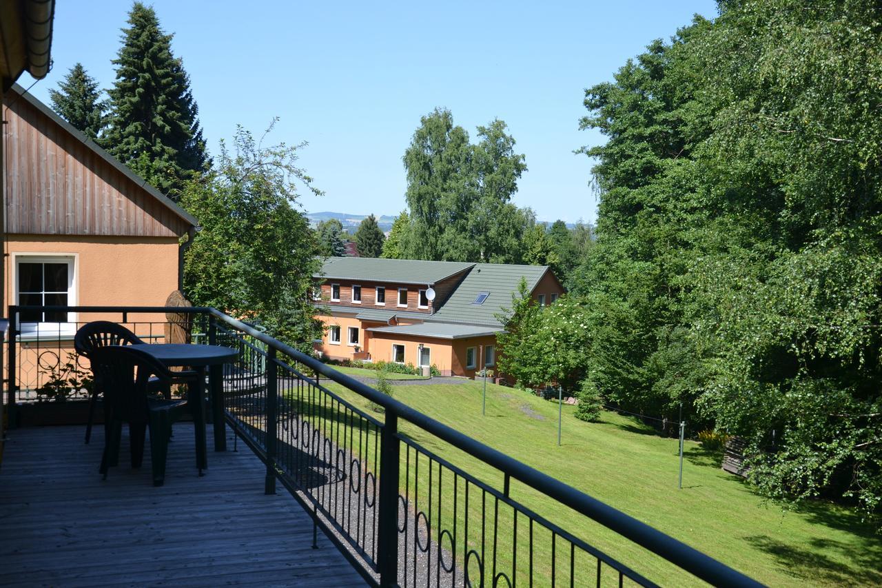Toepferpark Aparthotel Olbersdorf Bagian luar foto