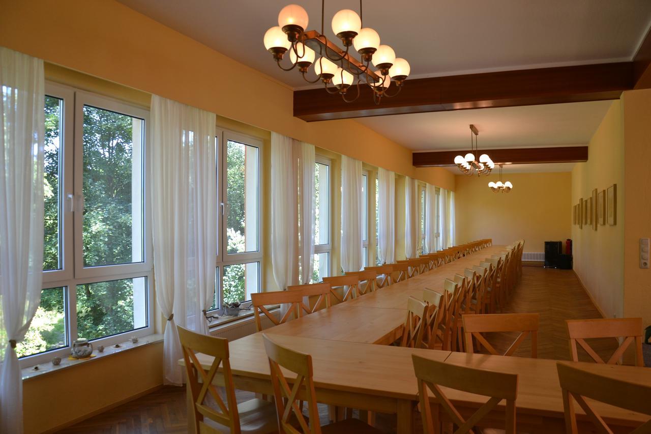 Toepferpark Aparthotel Olbersdorf Bagian luar foto